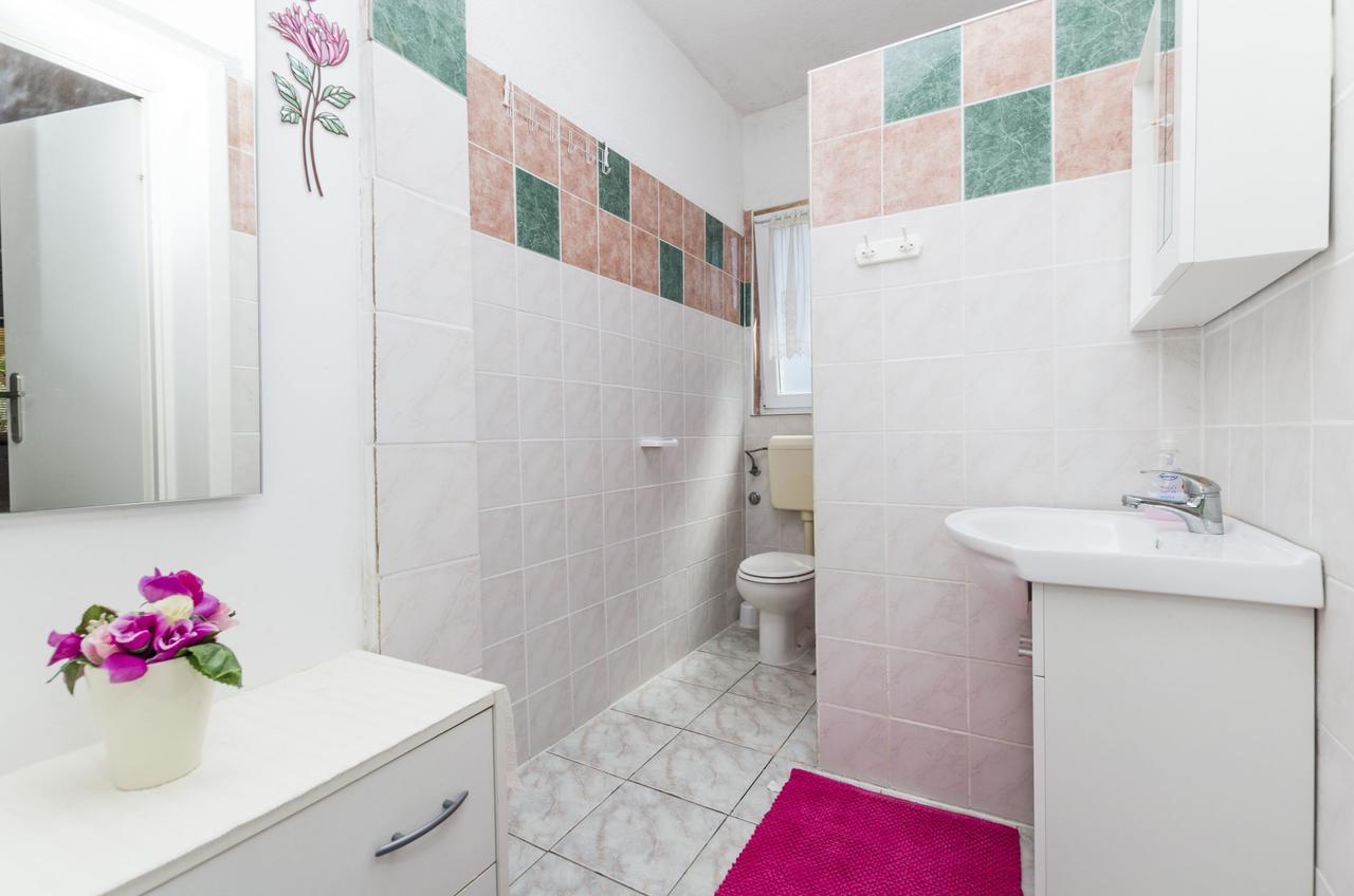 Apartments Ivana Нин Екстериор снимка